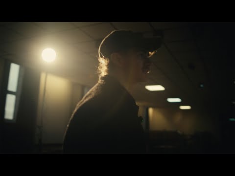 Be Right Back | Fuji XH2S Test Shoot