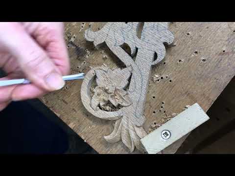 A S M R.  Carving crunchy oak