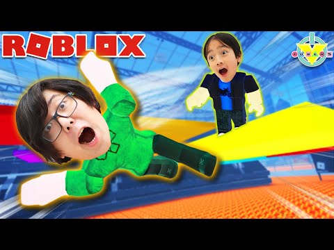 DON'T FALL OFF YELLOW!! Let's play Roblox Color Experiment with Ryan's Daddy