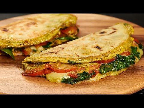 The perfect wrap sandwich with tomatoes and cheese. Easy breakfast, lunch or dinner in 5 minutes!