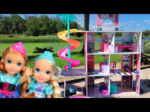 Playhouse ! Elsa & Anna toddlers visit Jasmine - LOL doll house of surprises - slide - pool