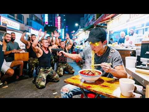 Thugs snatched seats, and no one dared to resist; poor man eating noodles shot them all with 1