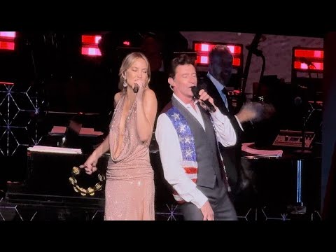 Kate Hudson Joins Hugh Jackman At Radio City Music Hall & Performs Music From Song Sung Blue