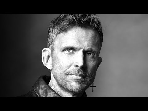 Black Sheep of a Celebrity Family-Ashley Hamilton