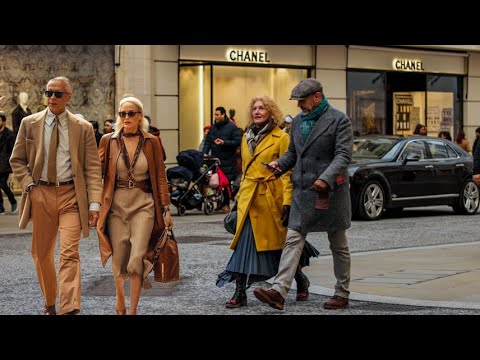 Street Style Over 50 in Cinematic Detail  🇬🇧 🎥