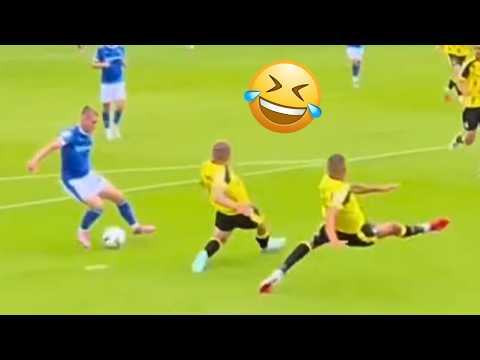 FUNNIEST FOOTBALL MOMENTS 2025 😂🤣 EPIC TRY NOT TO LAUGH #1