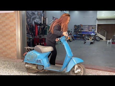 Restoring a 44-Year-Old Honda Tact Scooter – Reviving the First-Generation 1981 Honda Tact.