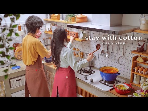 6 AM Daily Routine 👫🏻 | Thai Cooking (Khao Soi Gai) 🥘 | Housekeeping & Cat Care 🐈 | VLOG