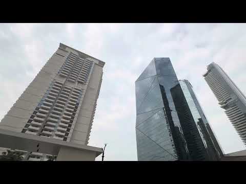 Dubai / Let's go on the Ferris Wheel / Ain Dubai