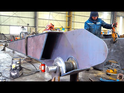 Full Rebuild of Broken Excavator Boom and Bucket | Start to Finish