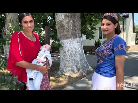 Палаци, наряди, українська обслуга. Найбагатші роми Закарпаття. Село Підвиноградів. West Ukraine