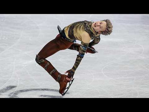 Ilia Malinin achieves a personal best in the World Championship short program | Figure skating | ...