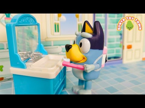 BLUEY School Morning Routine | Lessons For Kids | Pretend Play with Bluey Toys