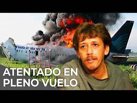 Activist attacked during commercial flight | Free Documentary (Spanish)