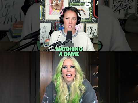 Avril Lavigne Loves This Jason Kelce Moment 😂