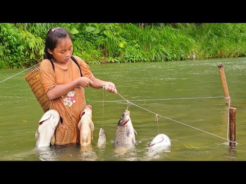 FULL VIDEO: 90 Days - Highland Girl Makes Her Own Fish Traps, Catches Catfish and Carp.