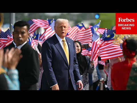 President Trump Departs Kuala Lumpur, Malaysia, On Air Force One, En Route To Tokyo, Japan