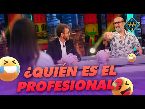We put Javier Cámara to the test in 'Who's the Professional?' - El Hormiguero