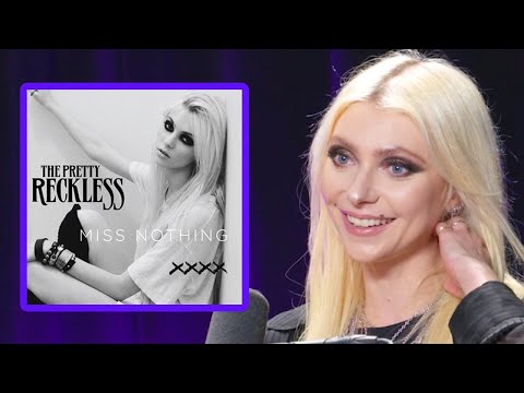 Taylor Momsen on Anna Wintour Critizing her Eye Makeup
