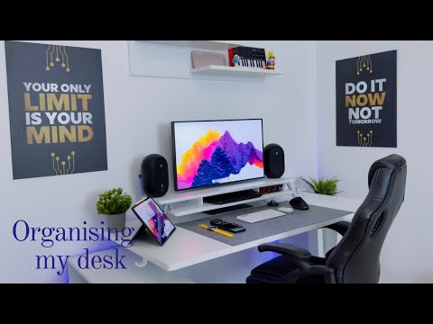 My Minimalist desk setup