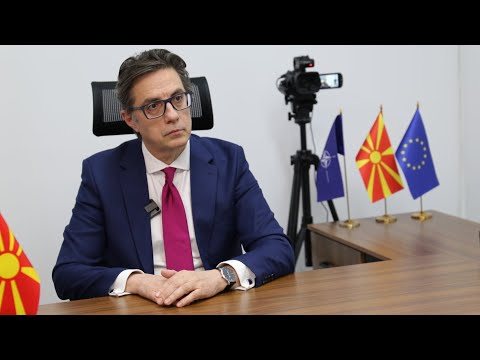 Пендаровски: Политичката елита вели НАТО, а де факто сака во „другиот свет“