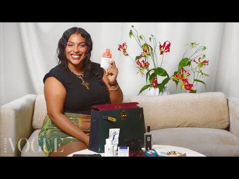 Inside Paloma Elsesser’s Hermès Handbag | In The Bag