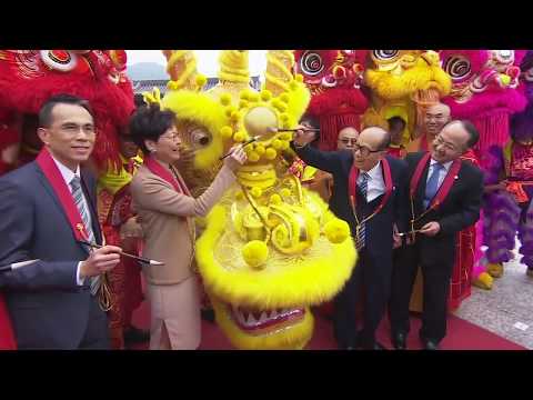李嘉誠主禮慈山寺開光 信天主的林鄭與信馬克思的中聯辦主任也來湊熱鬧 劉德華更驚鴻一瞥（慈山寺FB片段）