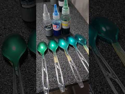 Priming my model! Also doing some color tests. Looking sharp. #moderoid #ikaruga