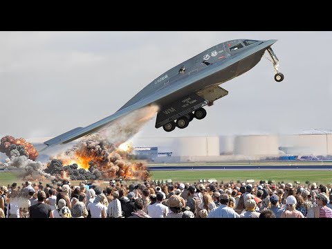 High Alert - US Air Force B-2 Spirit Crew Performs Full-Speed ​​Emergency Takeoff!