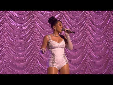 KALI UCHIS - THE SINCERELY TOUR - FULL SHOW FRONT ROW - TORONTO - 2025-09-17