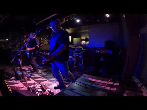 Dirt Melt - Skin Walker (Live at Norfolk Taphouse, Norfolk, VA 12.19.25)