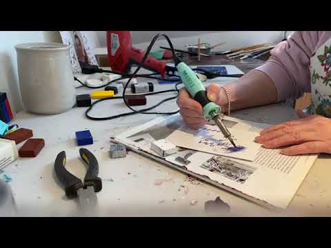 Drawing with the Encaustic Stylus