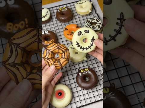 Halloween Mini Donuts #halloween #recipe #shorts