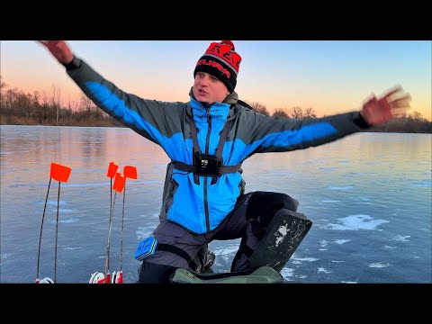 СКАЖЕНІ НА ЛЬОДУ! Трофейні ЩУКИ на ЖЕРЛИЦІ 2025! Зимова Риболовля Перший Лід