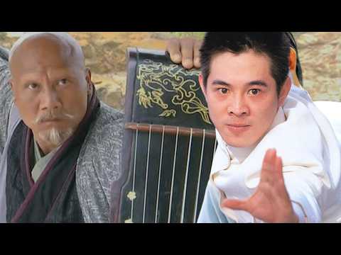 The master was murdered by a villain, and the kung fu boy was furious and rushed to avenge him!