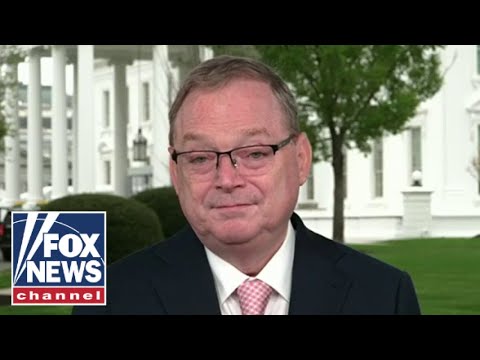 'BLOCKBUSTER': Expert TOUTS March jobs numbers