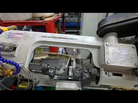 Clamping accessory for a horizontal band saw. (Part 1)