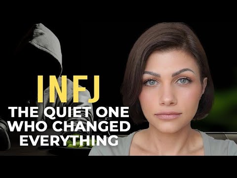 5 WAYS THE INFJ HOLDS POWER WITHOUT NEEDING THE SPOTLIGHT