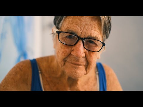 The Last Time I Saw My Grandma (Short Film | Fuji XT4)