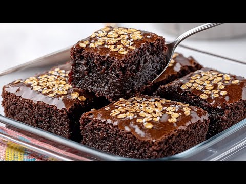 Oatmeal, cocoa, and a banana! I eat them almost every day and I've lost 10 kg in a month!