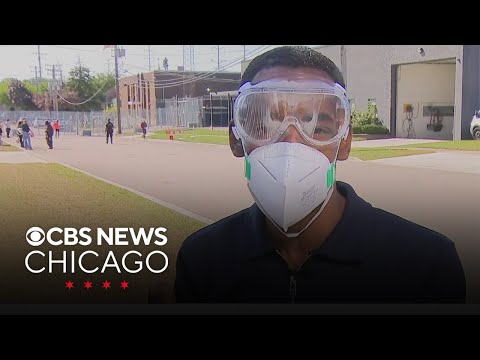 2 protesters detained as agents deploy pepper balls, tear gas in Broadview