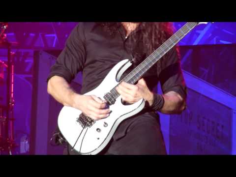 The Mecanix And Peace sells end - Megadeth - Gävle, Sweden 2010-07-08