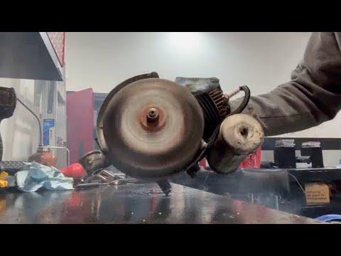 Starting an antique motor for the first time in 55 years