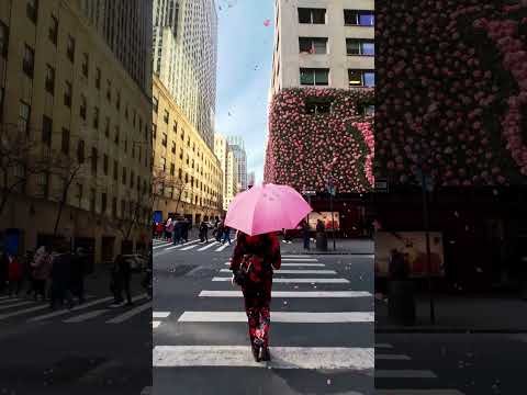 Showered with flowers and refreshing scents—spring has definitely sprung.