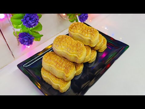 花生芝麻月饼！！超级的好吃！！不用碱水 不用转化糖浆！！更不需要回油 做好可以直接吃了喔！制作非常的简单！！