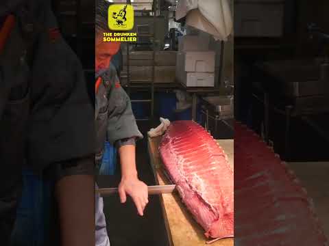 How Japan's best Tuna Cutter Cuts Tuna 🍣🇯🇵