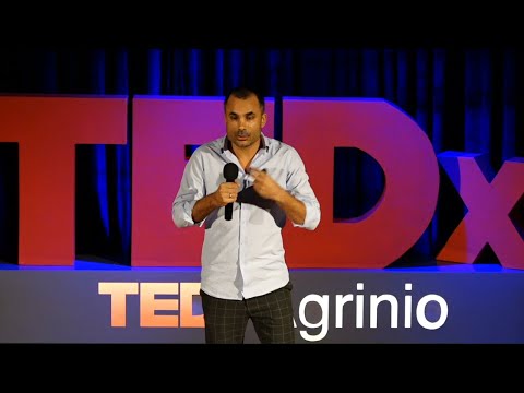 Ψέματα που μας έμαθαν για Αλήθειες! | Νικόλας Σμυρνάκης | TEDxAgrinio