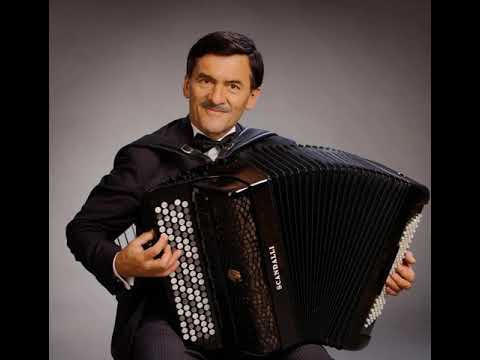 В.Губанов Ретро сюїта в трьох частинах, виконує Віктор Губанов