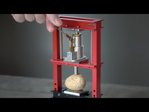 Making a Tiny Hydraulic Car Jack Press