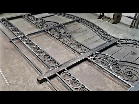 Ворота из профильной трубы с калиткой